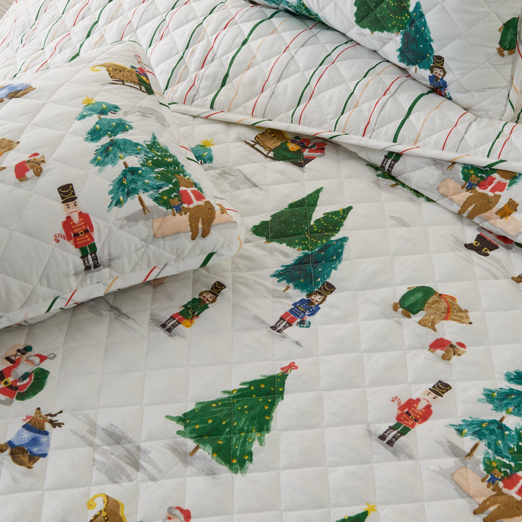 Great Bay Home 3 Piece Christmas Quilt - Mittens Collection 3 Piece Christmas Quilt Set | Mittens Collection by Great Bay Home