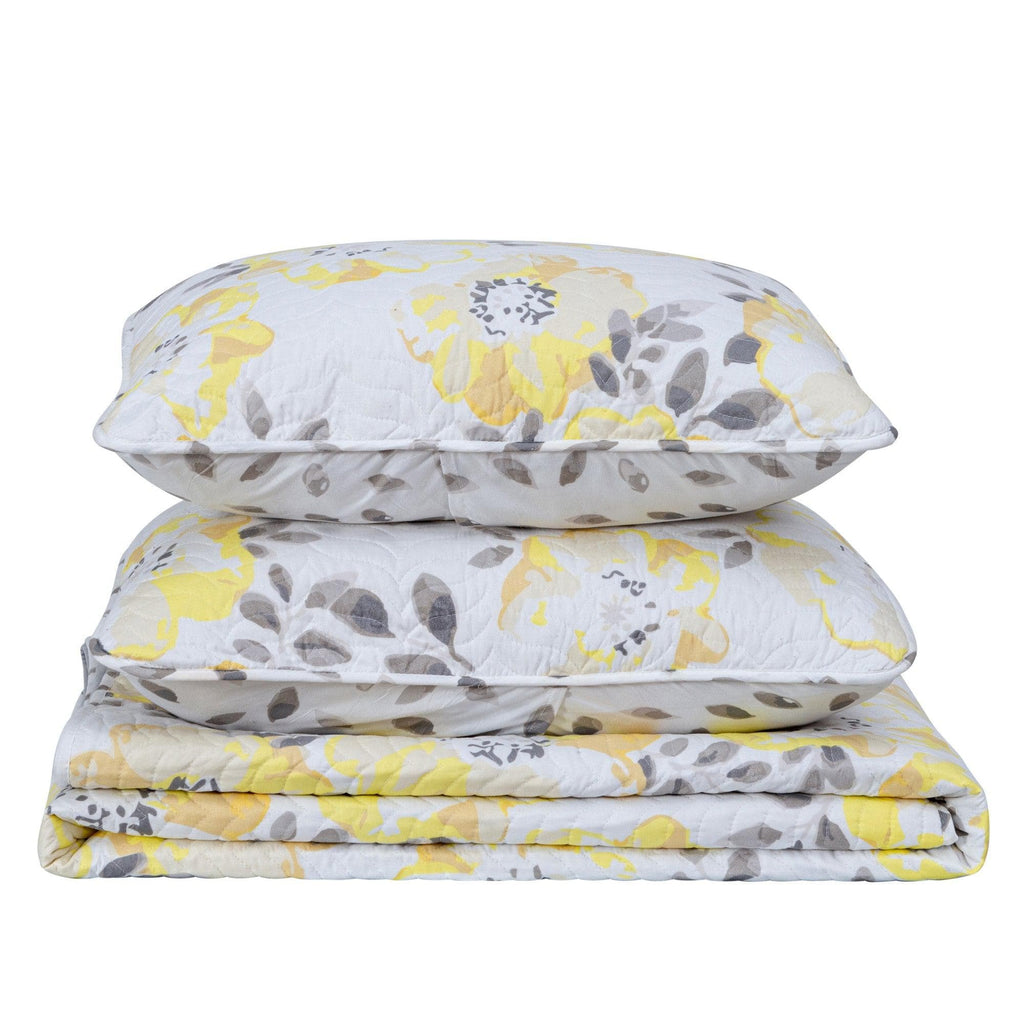greatbayhome Quilts 3 Piece Floral Quilt Set - Helene Collection Floral 3 Piece Quilt Set | Helene Collection by Great Bay Home