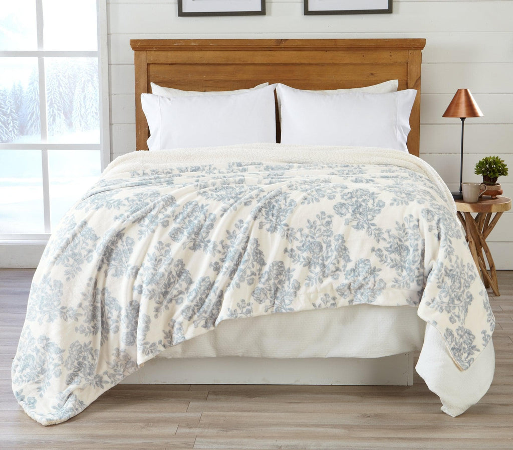 Great Bay Home Blankets Twin / Toile Blue Velvet Plush Sherpa Luxury Bed Blanket - Berber Collection Berber Velvet Plush Luxury Bed Blanket | Great Bay Home