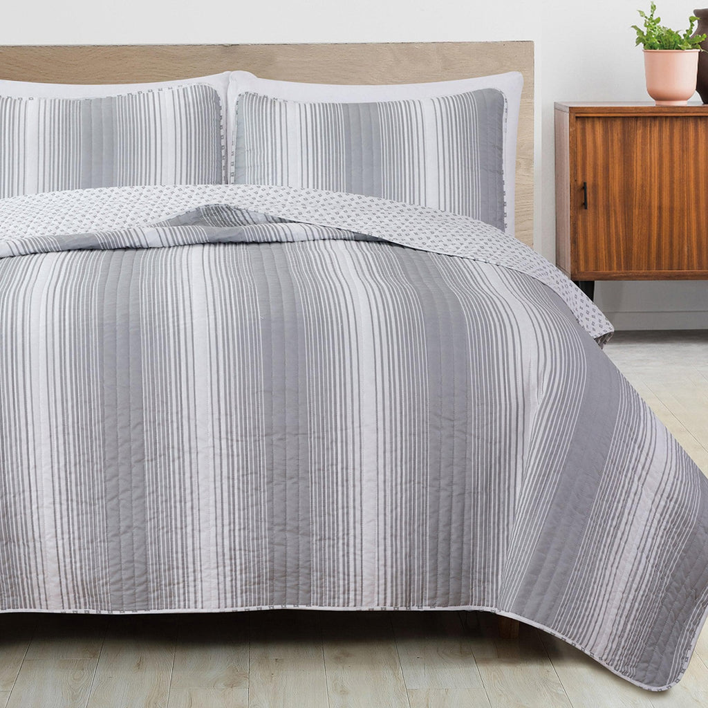 greatbayhome Quilts Full / Queen / Everette - Grey Everette Collection 3 Piece Ombre Striped Quilt Set 3 Piece Ombre Striped Quilt Set- Everette Collection by Great Bay Home
