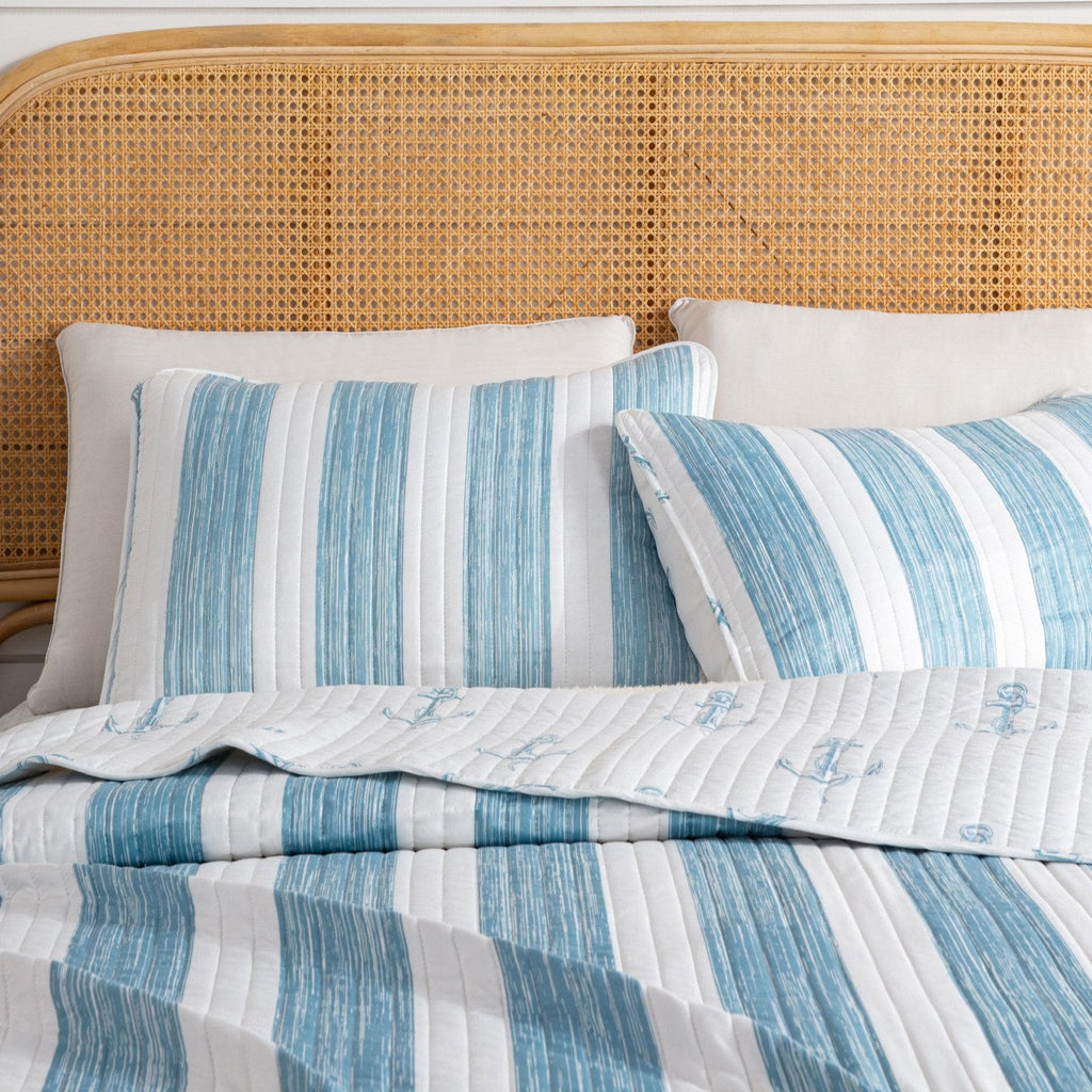 Great Bay Home Twin / Blue 3-Piece Coastal Quilt - Casco Bay Collection Coastal Quilt Collection | Casco Bay Collection by Great Bay Home