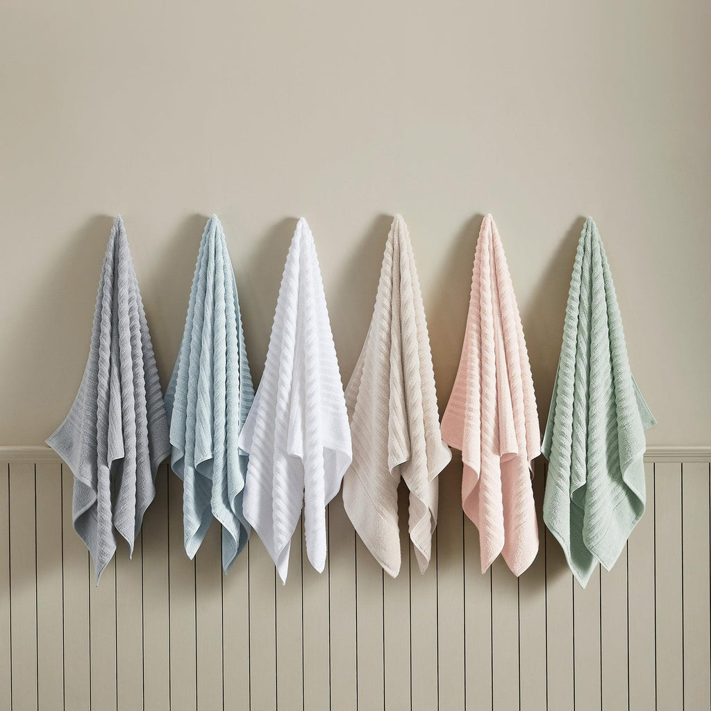 Great Bay Home 4 Pack Combed Cotton Bath Towels - Karina Collection 100% Combed Cotton Ribbed Bath Towels | Karina Collection by Great Bay Home