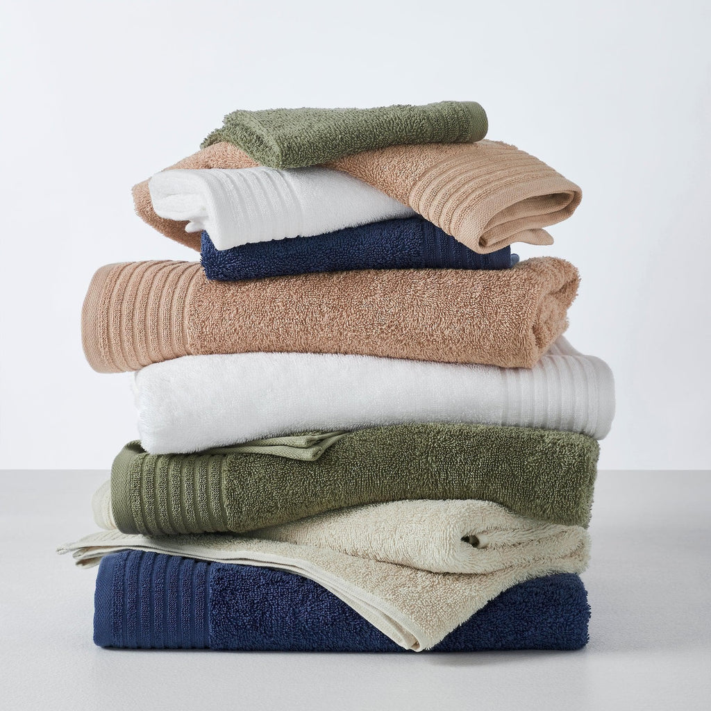 Great Bay Home Bath Towels 4 Pack Cotton Bath Towels - Kasper Collection 100% Cotton Ribbed Border Hand Towels | Kasper Collection by Great Bay Home