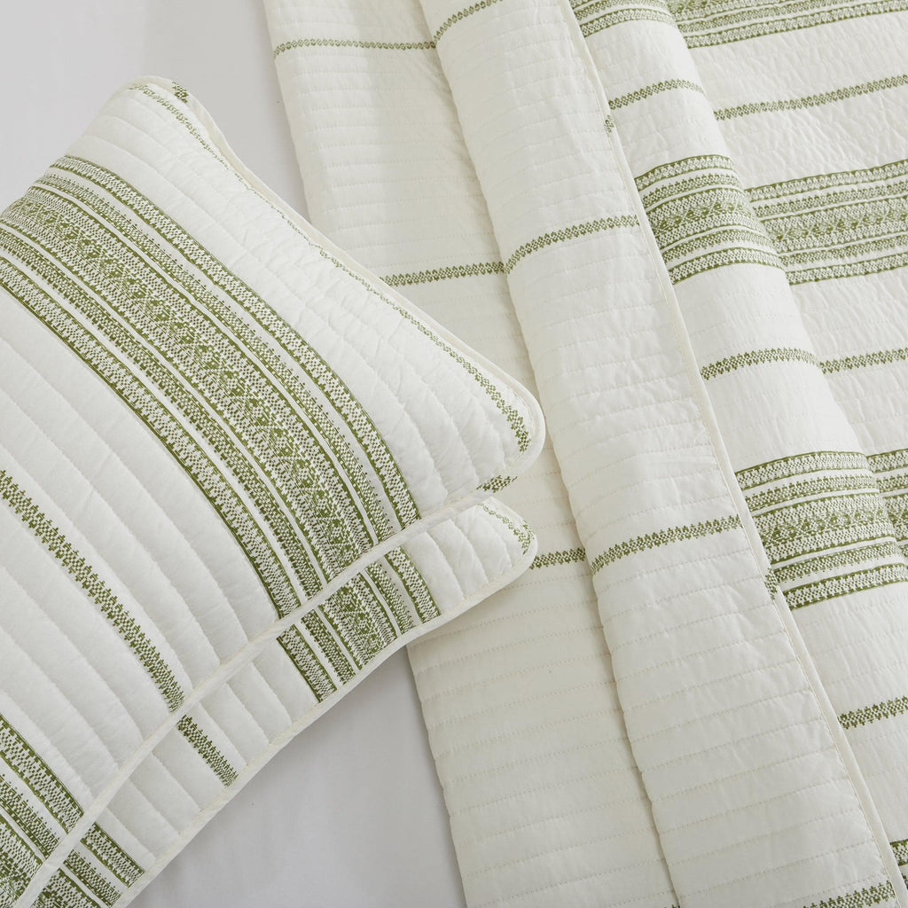 Great Bay Home Quilts King / White/Green 3-Piece Stripe Quilt - Wesley Collection Striped 3 Piece Quilt Set | Wesley Collection by Great Bay Home