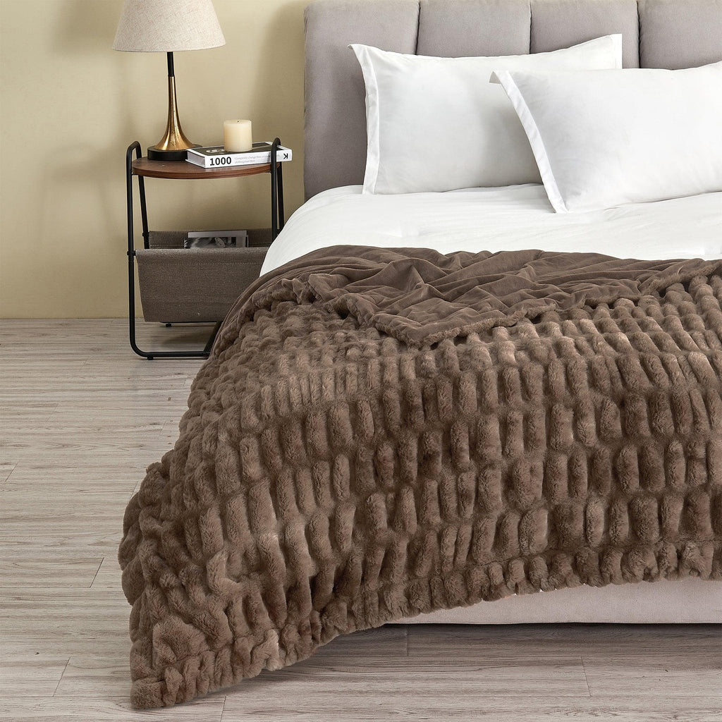 Great Bay Home 50" x 60" Throw / Brown Ruched Faux Fur Throw Blanket | Alondra Collection by Great Bay Home Ruched Faux Fur Throw Blanket | Alondra Collection by Great Bay Home