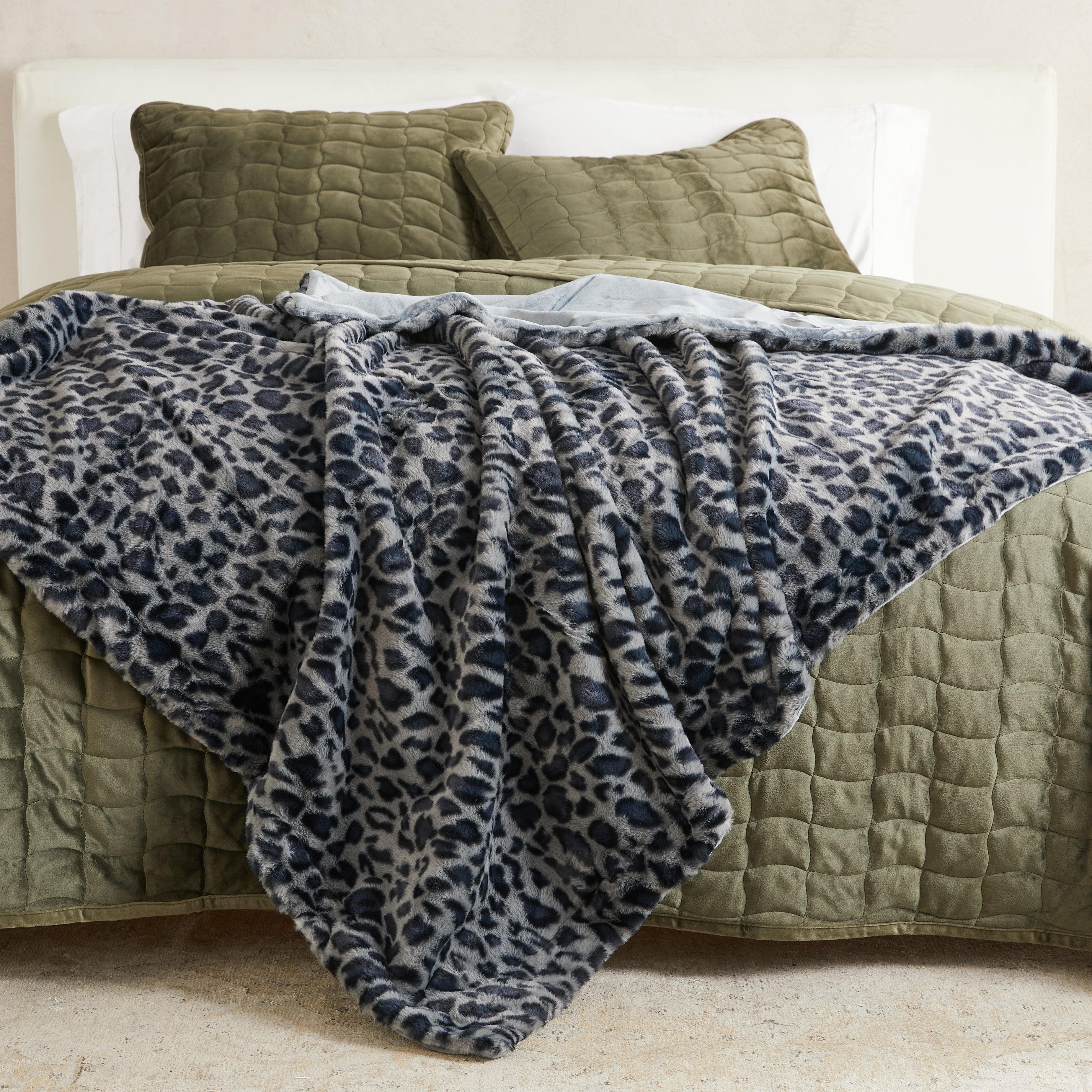 Bedding Faux Fur Fleece Blanket Cozy Bliss Faux Fur Throw Blanket
