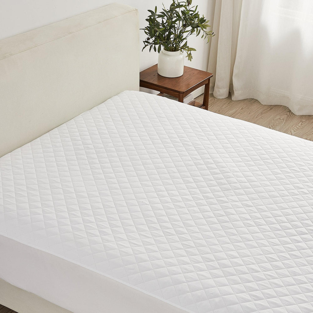 greatbayhome Mattress Pads Machine Washable Quilted Mattress Pad - Wyeth Collection Machine Washable Quilted Mattress Pad | Wyeth Collection by Great Bay Home