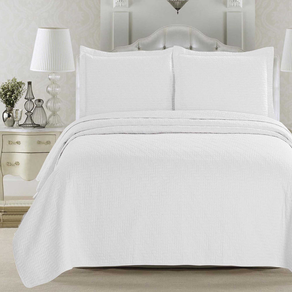 greatbayhome Quilts & Comforters Full / Queen / White 3-Piece Herringbone Stitched Quilt - Louise Collection 3-Piece Herringbone Stitched Quilt | Louise Collection by Great Bay Home