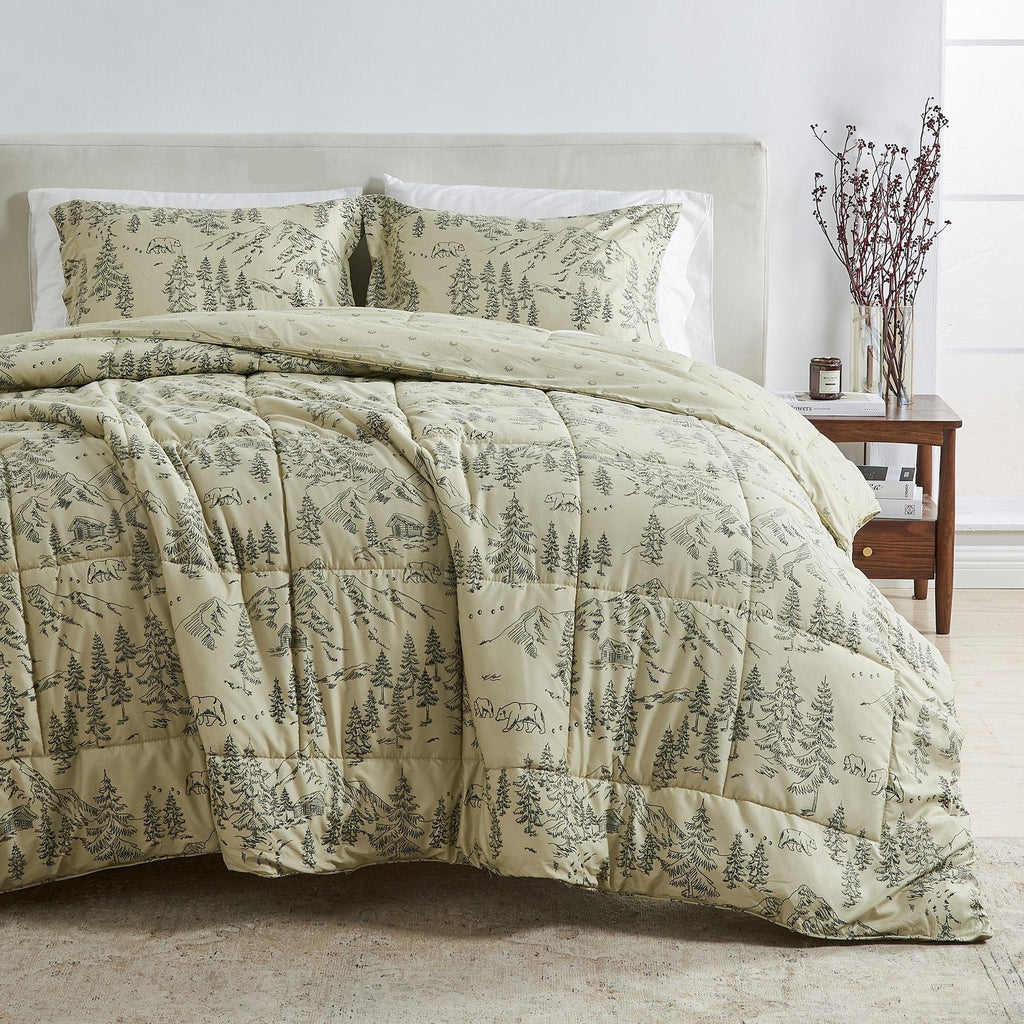 greatbayhome Quilts & Comforters Twin / Twin XL / Bear Mountain Reversible Winter Comforter Set - Odette Collection Reversible Winter-Printed Comforter Set | Odette Collection by Great Bay Home