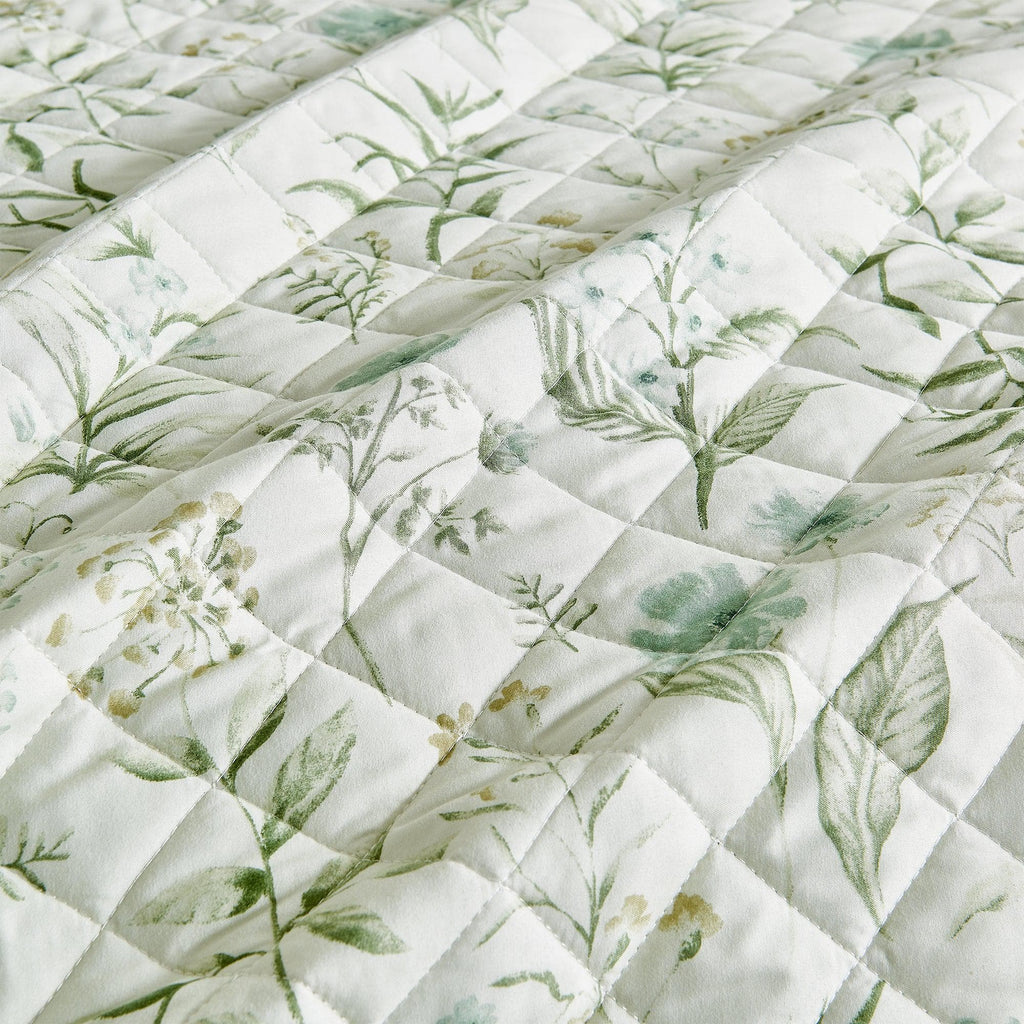 greatbayhome Quilts & Comfortors Floral Printed Microfiber Quilt Set | Glyndora Collection by Great Bay Home Floral Printed Microfiber Quilt Set | Glyndora Collection by Great Bay Home