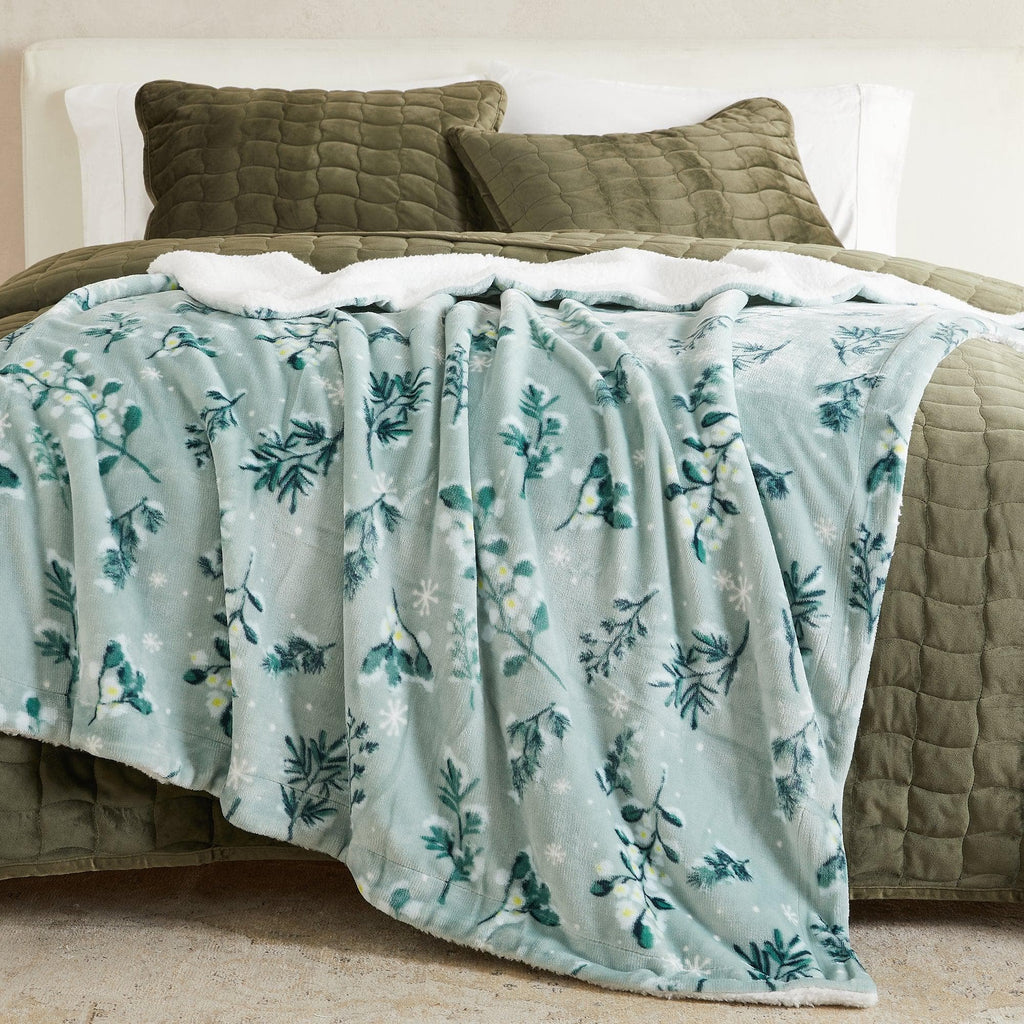 greatbayhome 50" x 60" Throw / Snowy Botanical Velvet Plush Sherpa Luxury Bed Blanket - Kinsley Collection