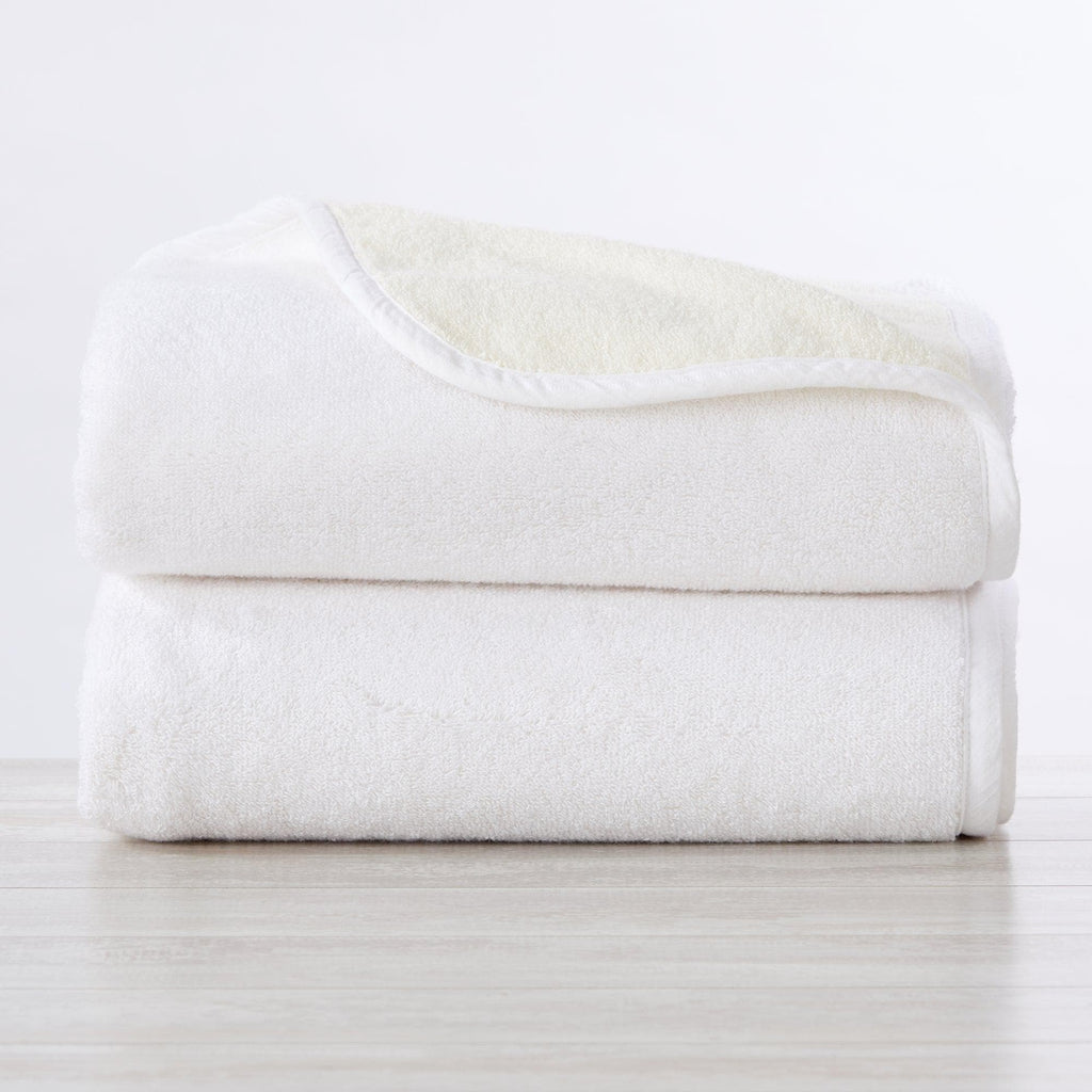 Great Bay Home Bath Towel (2-Pack) / White / Ivory 2 Pack Two-Toned Bath Towel - Vanessa Collection 100% Cotton Two-Toned Bath Towel | Vanessa Collection by Great Bay Home