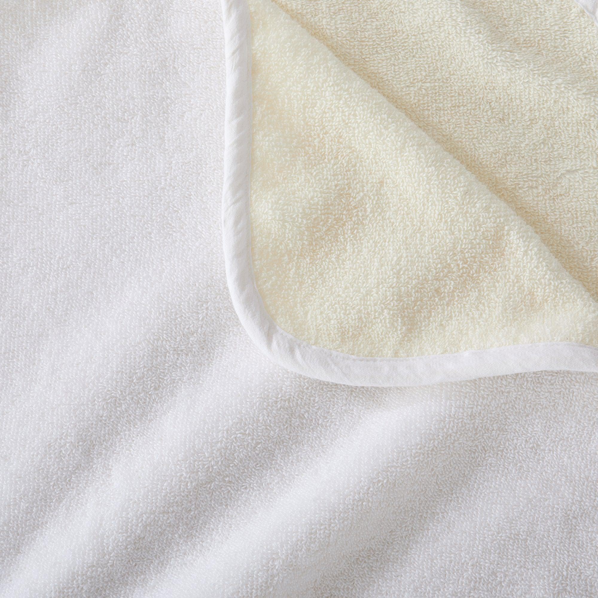 Blythe Two-tone Sculpted Bath Towels