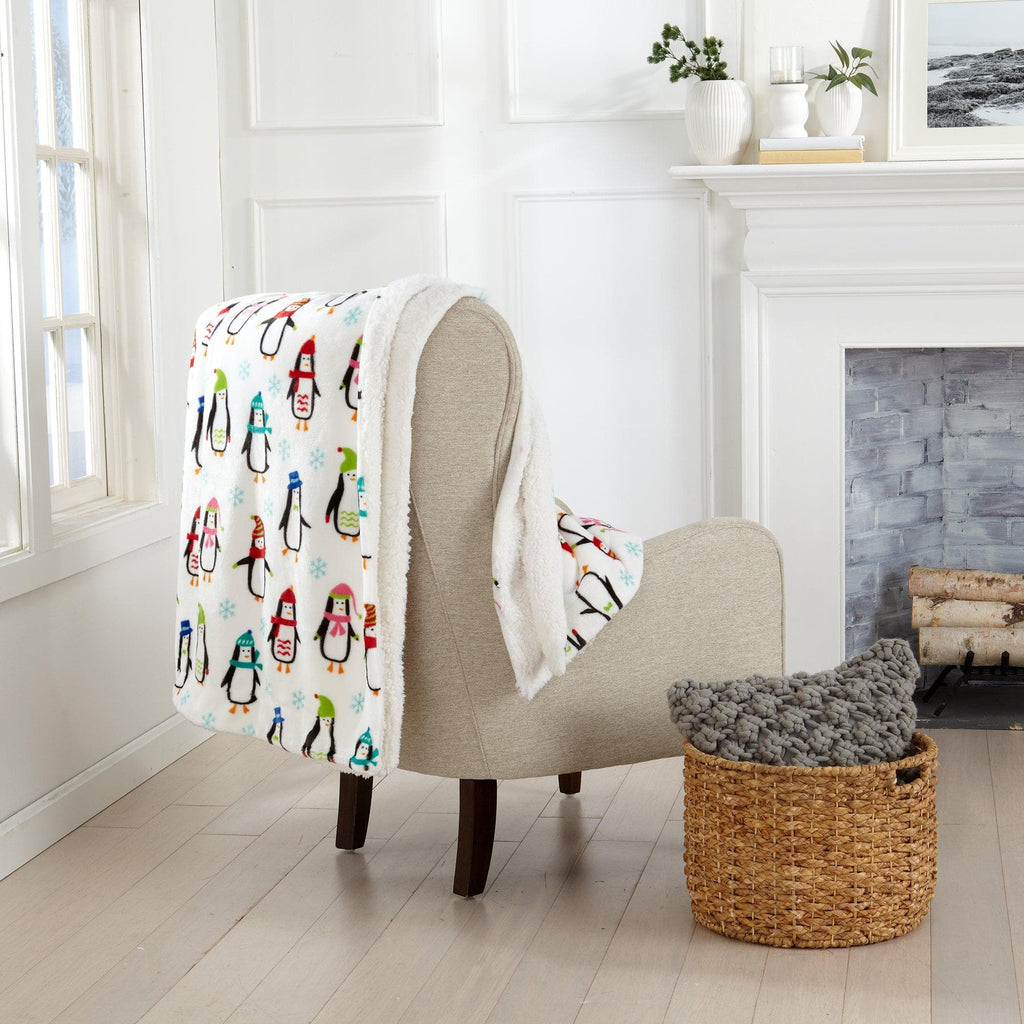 Great Bay Home Blankets 50" x 60" Throw / Penguins Sherpa Throw Blanket - Eve Collection Reversible Holiday Sherpa Throw Blanket丨Holiday Eve Collection by Great Bay Home