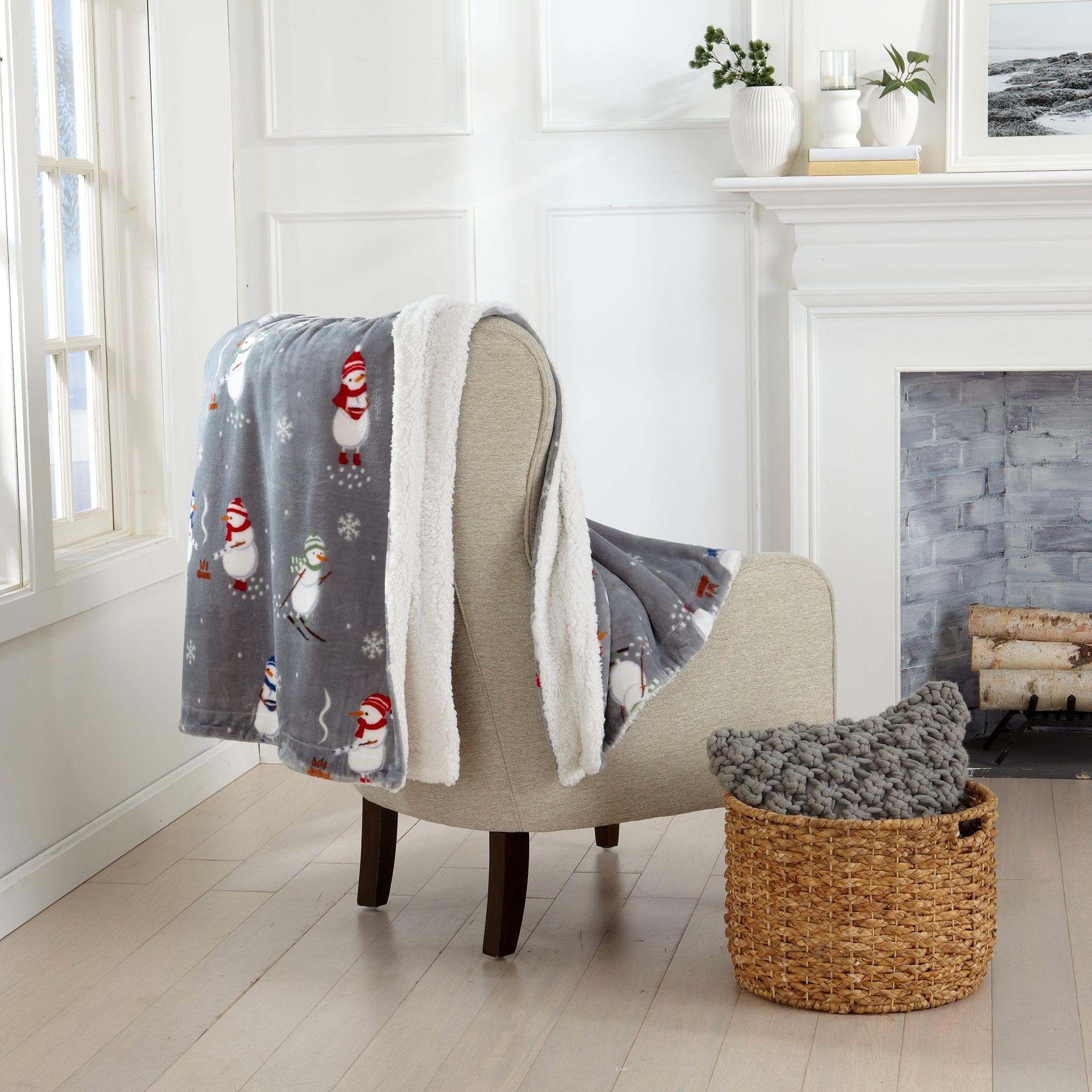 well dressed home christmas blanket Sherpa Throw Blanket