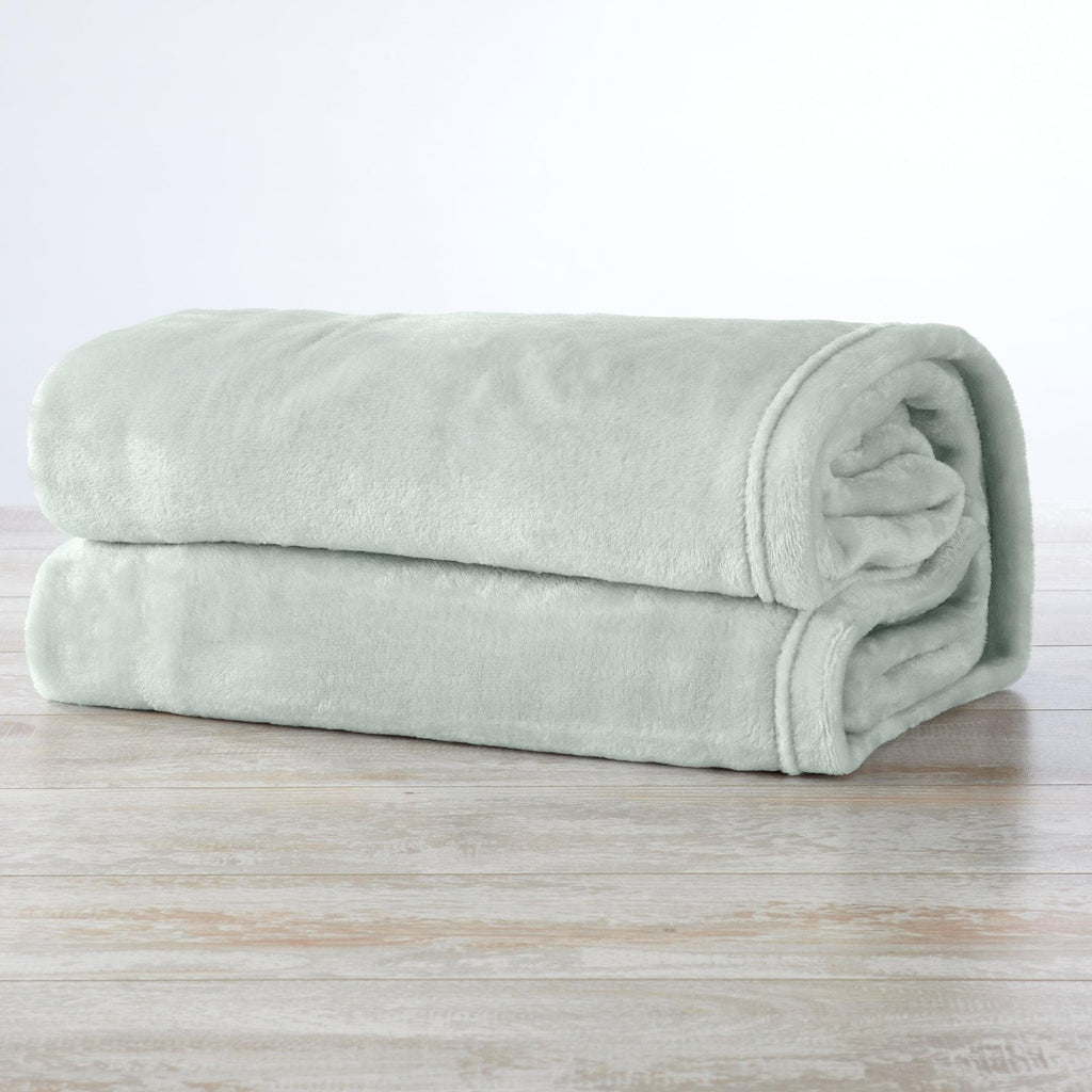 Great Bay Home Blankets Velvet Plush Blanket - Avianna Collection Ultra Velvet Plush Bed Blanket | Avianna Collection by Great Bay Home