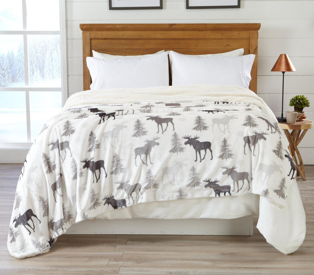 Great Bay Home Blankets Full / Queen / Moose Velvet Plush Sherpa Luxury Bed Blanket - Berber Collection Berber Velvet Plush Luxury Bed Blanket | Great Bay Home
