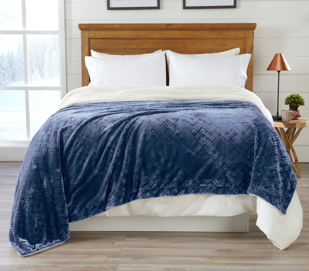 Great Bay Home Blankets Twin / Navy Velvet Plush Sherpa Luxury Bed Blanket - Berber Collection Berber Velvet Plush Luxury Bed Blanket | Great Bay Home